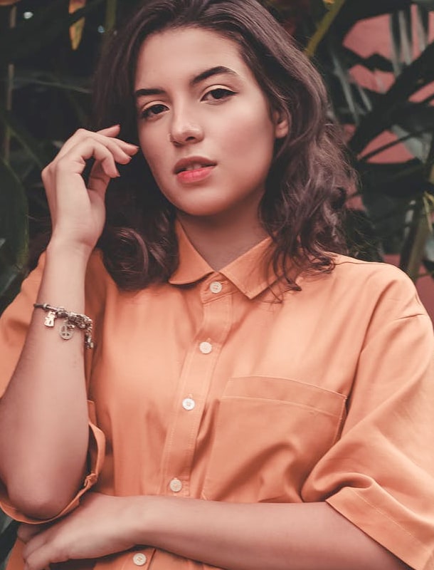 Girl with orange shirt